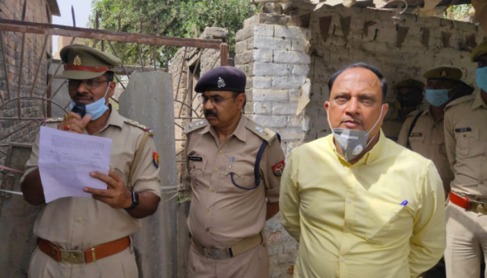 एक्शन में योगी सरकार, आजमगढ़ में माफिया कुंटू सिंह की करोड़ों की संपत्ति कुर्क
