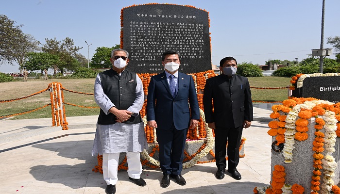 अयोध्या में कोरियाई रानी का स्मारक, रक्षा मंत्री सुह वुक ने दी श्रद्धांजलि, कही ये बात