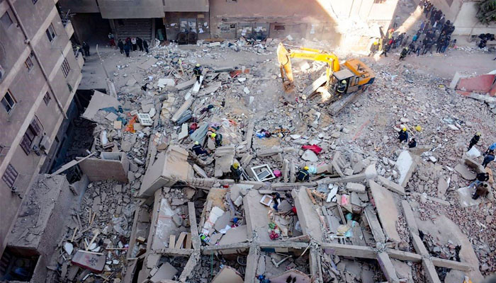 मिस्र में भयानक हादसा: इमारत ढहने से 18 लोगों की मौत, मलबे में फंसे कई लोग