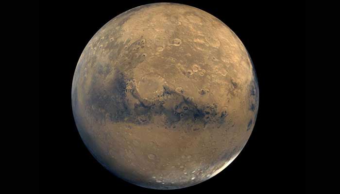 मंगल ग्रह पर पानी: नासा के वैज्ञानिकों का दावा, जीवन होने का मिला संकेत!