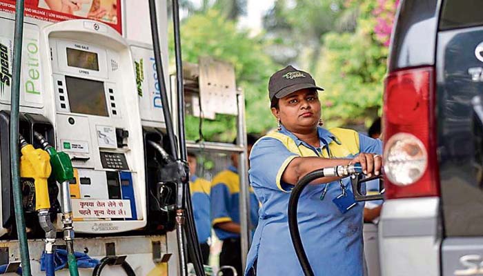 वाहन चालकों को राहत: होली से पहले पेट्रोल-डीजल के दाम ये, भरवाने से पहले जान लें