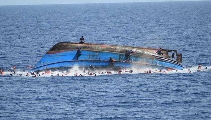 नाव पलटने से भयानक हादसा: 39 लोगों की मौत, दर्जनों लापता, रेस्क्यू जारी
