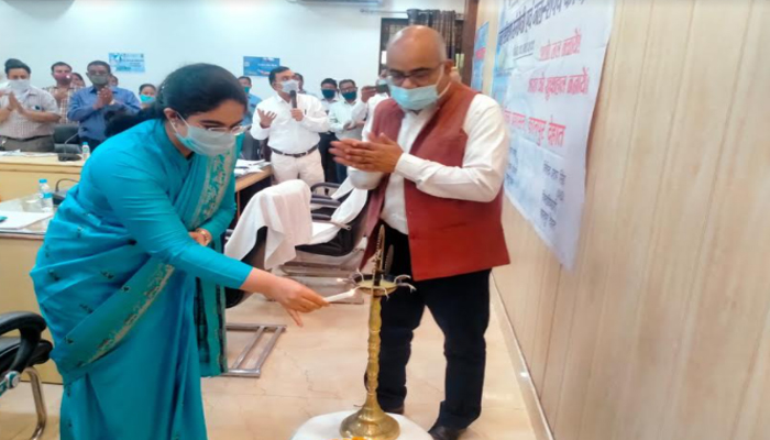 कानपुर देहात: DM और CDO ने लोगों को जल संरक्षण की दिलाई शपथ